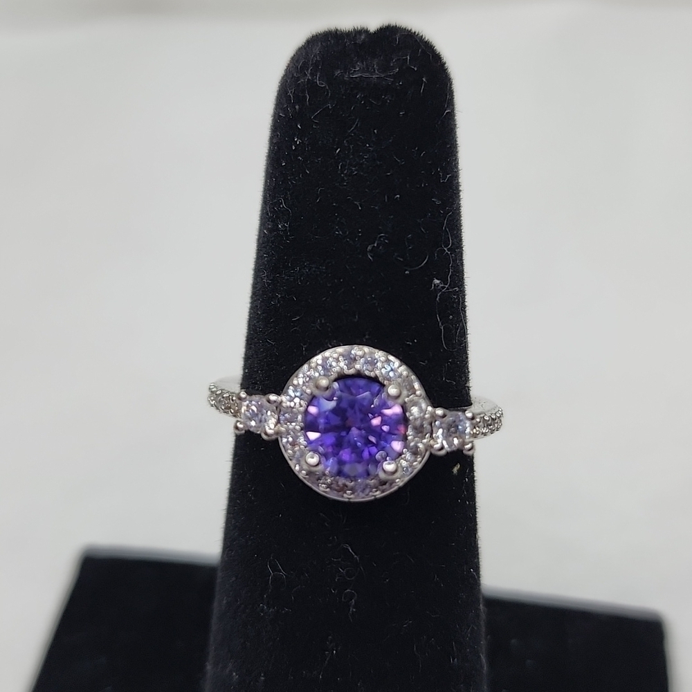 LAB CREATED ALEXANDRITE RING - Picture 2 of 10